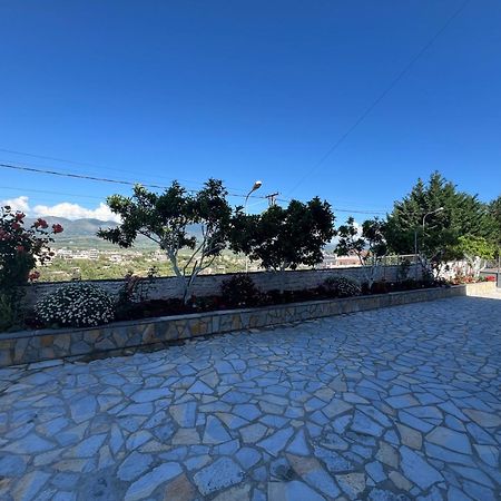 Amazing Familiar Apartments And Rooms Sarandë 외부 사진