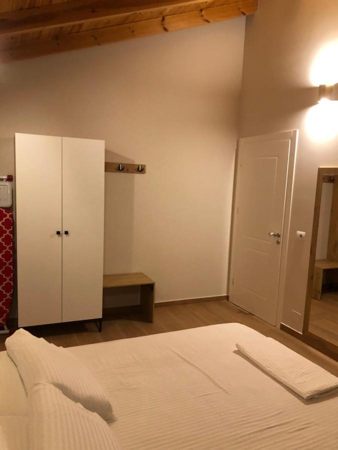 Amazing Familiar Apartments And Rooms Sarandë 외부 사진