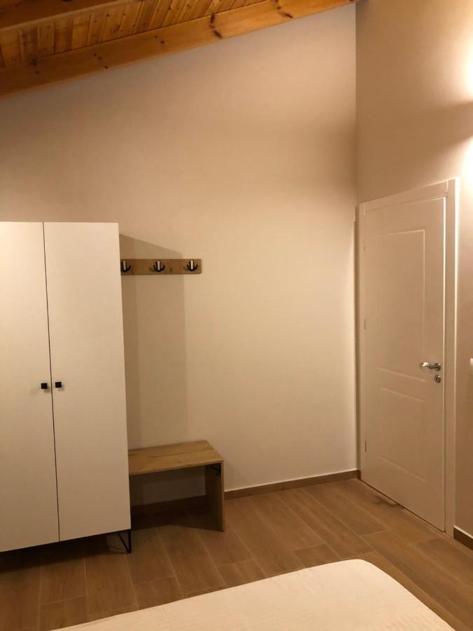 Amazing Familiar Apartments And Rooms Sarandë 외부 사진