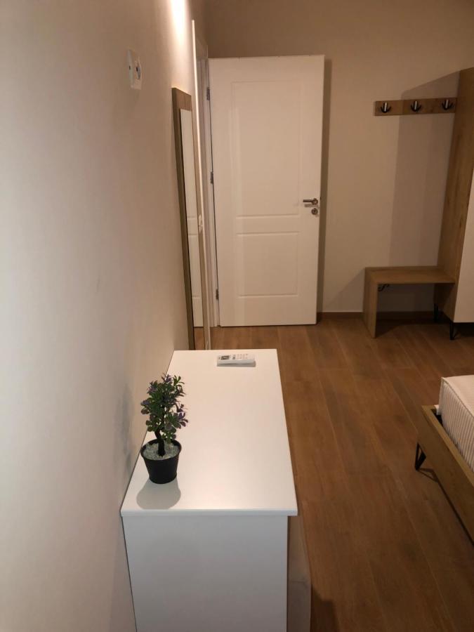 Amazing Familiar Apartments And Rooms Sarandë 외부 사진