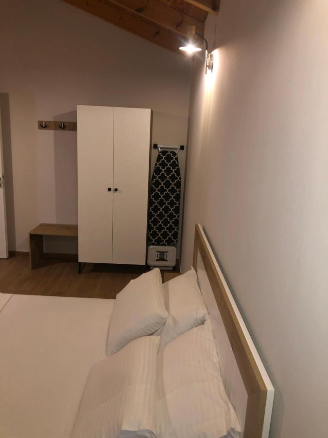 Amazing Familiar Apartments And Rooms Sarandë 외부 사진