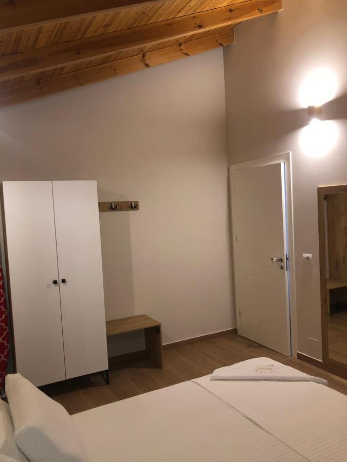 Amazing Familiar Apartments And Rooms Sarandë 외부 사진