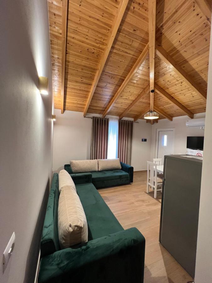Amazing Familiar Apartments And Rooms Sarandë 외부 사진