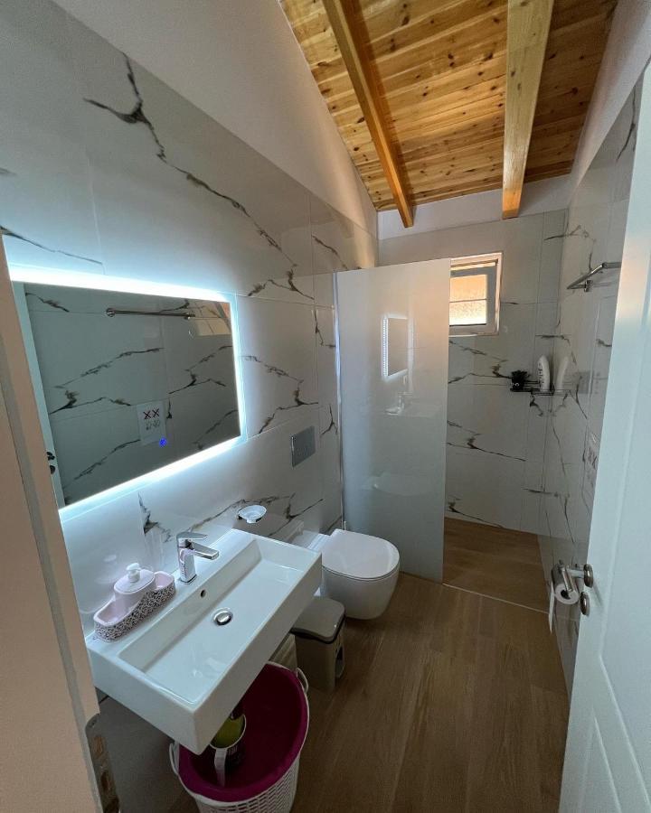Amazing Familiar Apartments And Rooms Sarandë 외부 사진