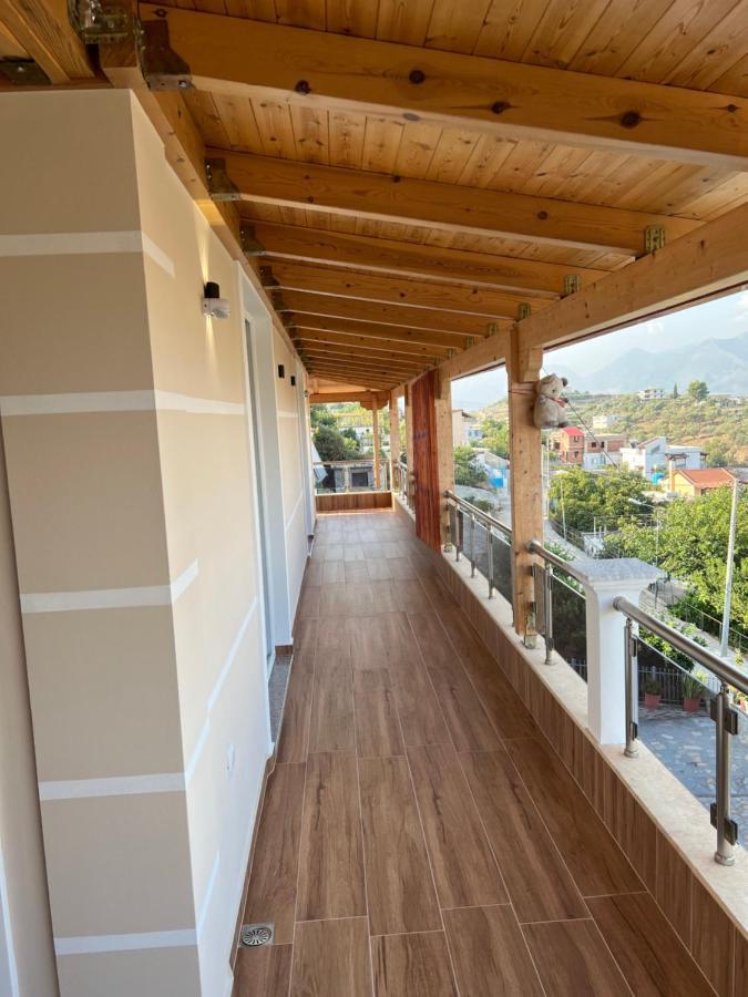 Amazing Familiar Apartments And Rooms Sarandë 외부 사진
