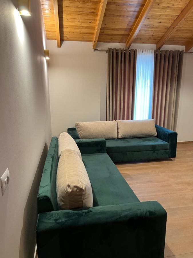 Amazing Familiar Apartments And Rooms Sarandë 외부 사진