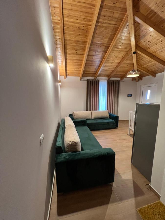 Amazing Familiar Apartments And Rooms Sarandë 외부 사진
